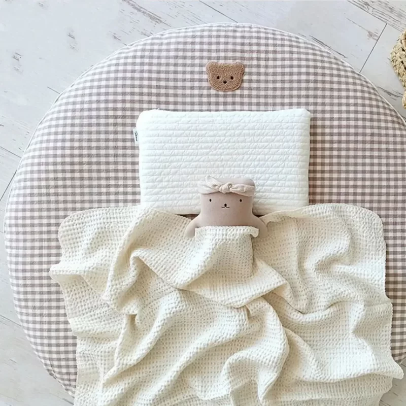 Petit tapis pour chambre de bébé